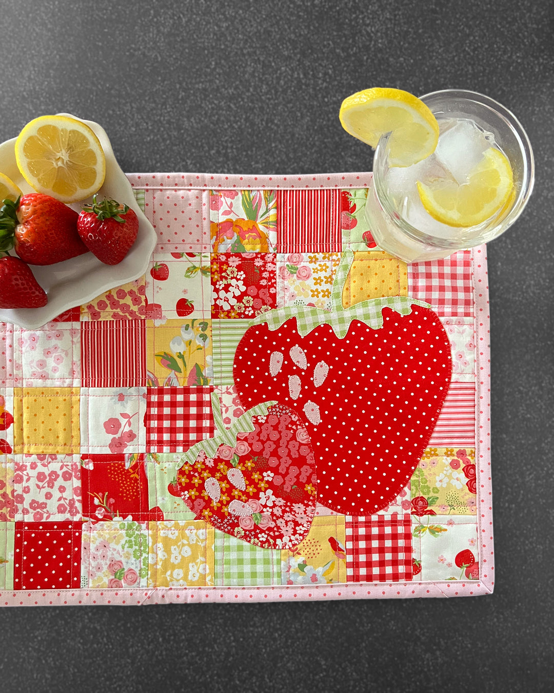 Berry Sweet Placemats... Free Pattern