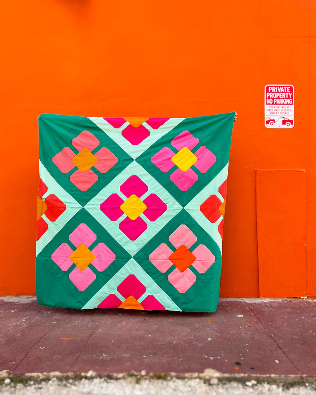Smashing Petals Quilt, the make it modern version, made with Riley Blake Designs Confetti Cottons
